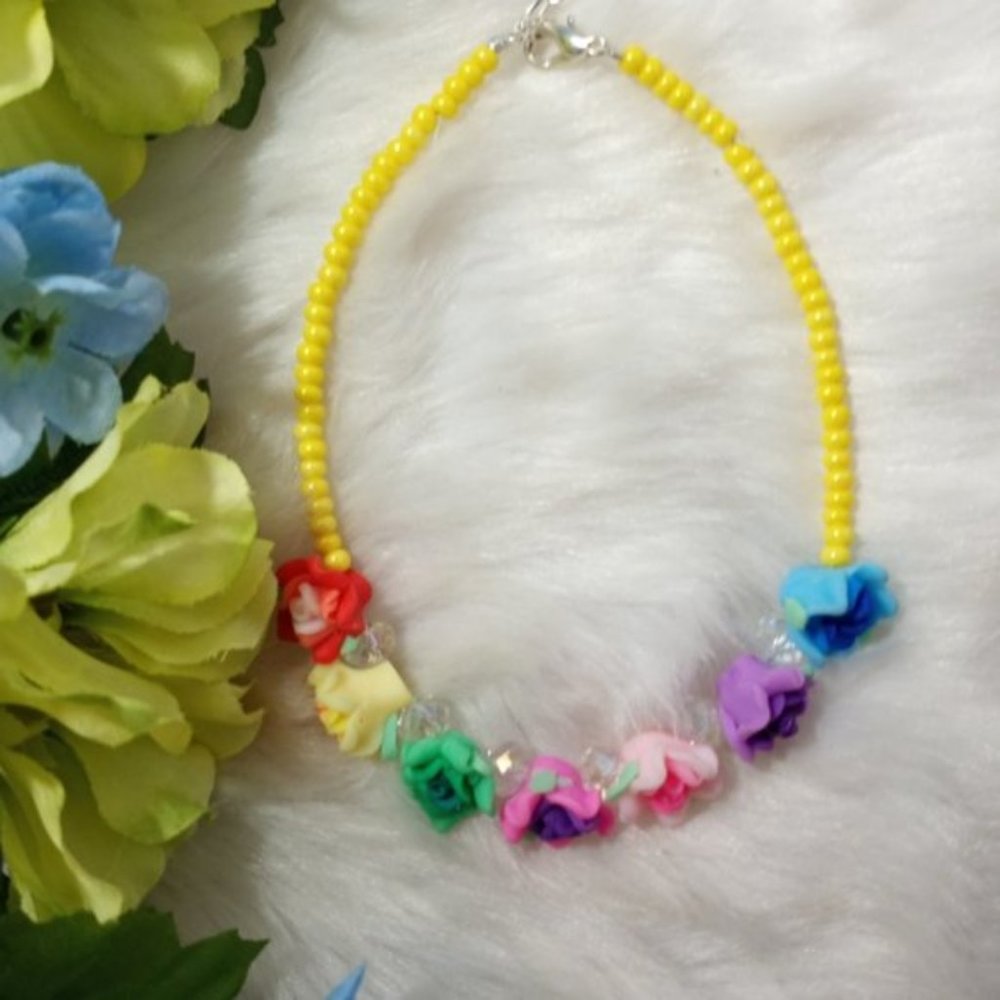 Flower Necklace With Yellow Glass Beads For A Little Girl